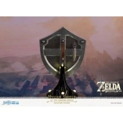Legend Of Zelda: Breath Of The Wild - Hylian Shield - Collectors Edition With Led Stand [Nintendo] -Figuras Maquetas Tienda legend of zelda breath of the wild hylian shield standard edition ver nintendo 1 25