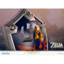 Legend Of Zelda: Breath Of The Wild - Hylian Shield - Collectors Edition With Led Stand [Nintendo] -Figuras Maquetas Tienda legend of zelda breath of the wild hylian shield standard edition ver nintendo 1 36