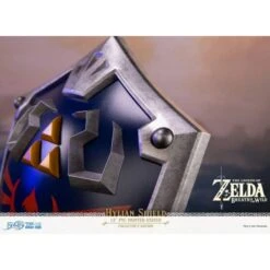 Legend Of Zelda: Breath Of The Wild - Hylian Shield - Collectors Edition With Led Stand [Nintendo] -Figuras Maquetas Tienda legend of zelda breath of the wild hylian shield standard edition ver nintendo 1 37