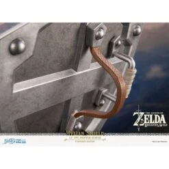 Legend Of Zelda: Breath Of The Wild - Hylian Shield - Standard Edition Ver. [Nintendo] -Figuras Maquetas Tienda legend of zelda breath of the wild hylian shield standard edition ver nintendo 1 4